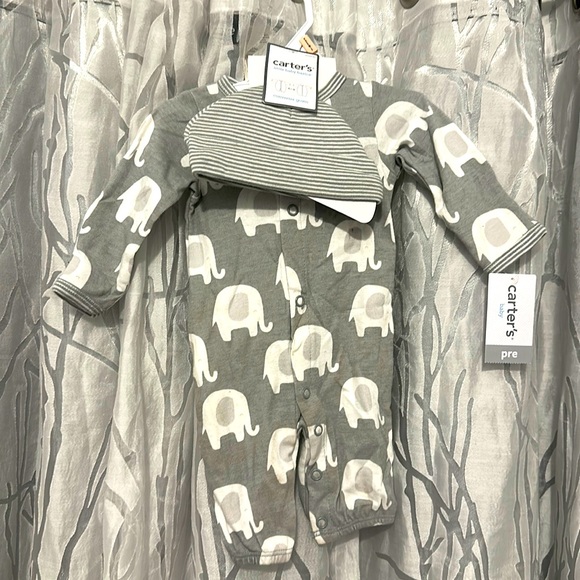 CARTERāS NWT size preemie, gray & white with elephant print - Picture 1 of 11